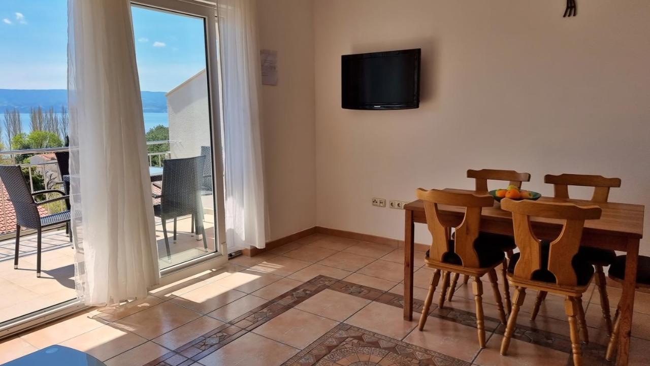 Apartments Stare Duce 6 Оміш Екстер'єр фото