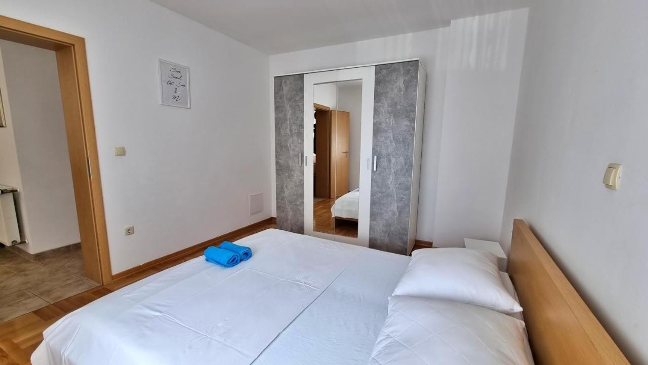 Apartments Stare Duce 6 Оміш Екстер'єр фото