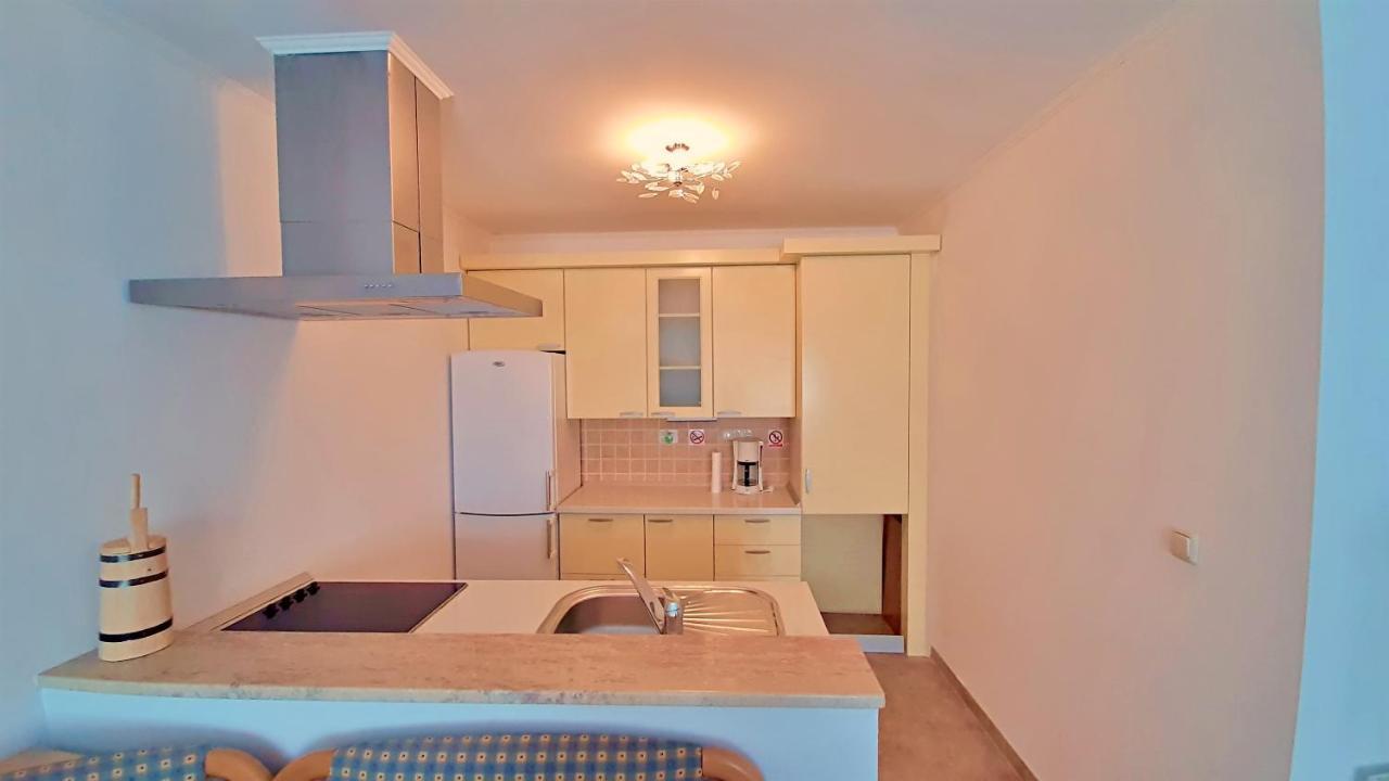 Apartments Stare Duce 6 Оміш Екстер'єр фото